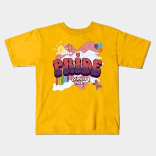 Pride is in the air Kids T-Shirt